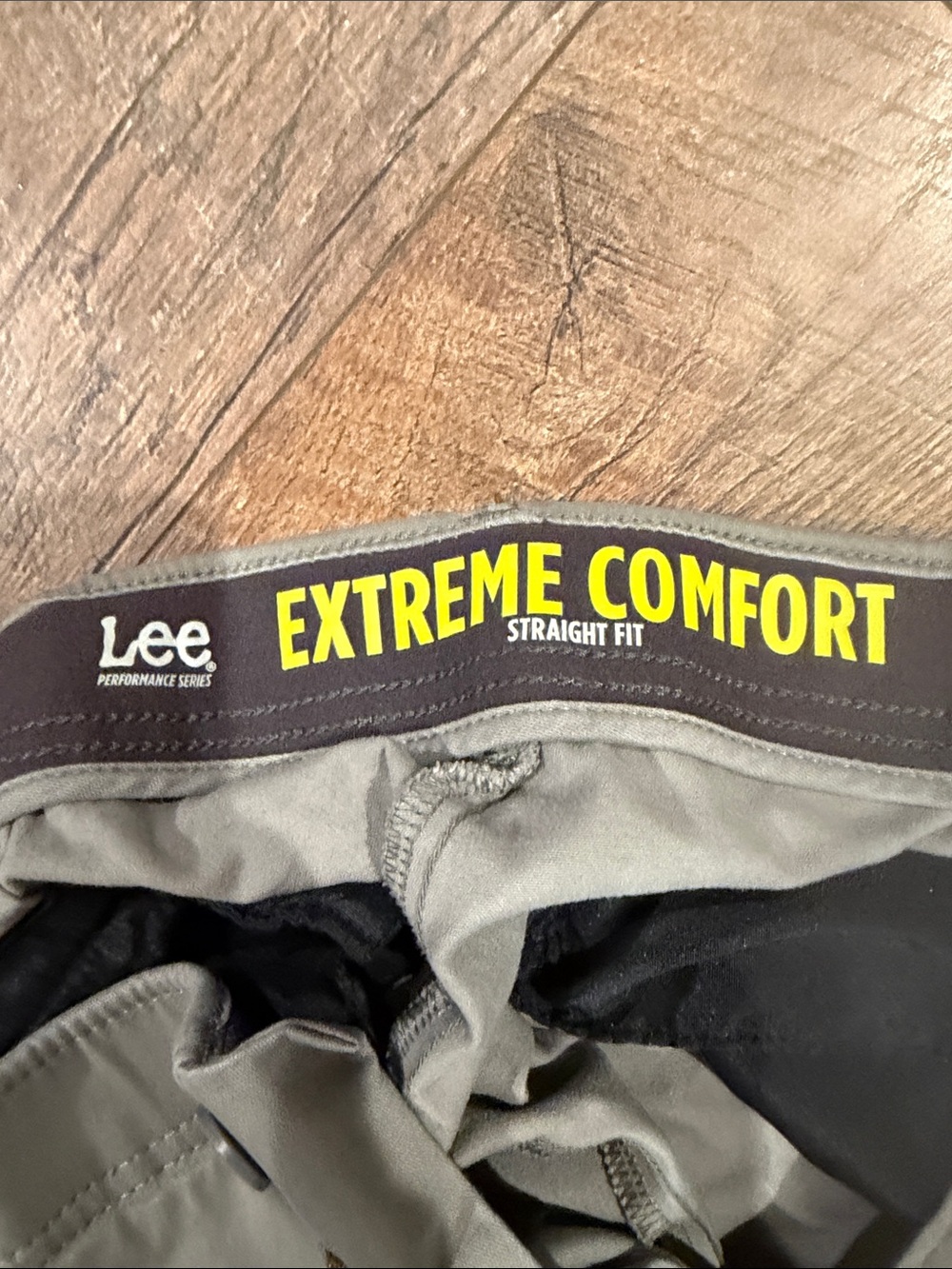 Lee Men's Chinos in Light Khaki 34x32 - Picture 3 of 3